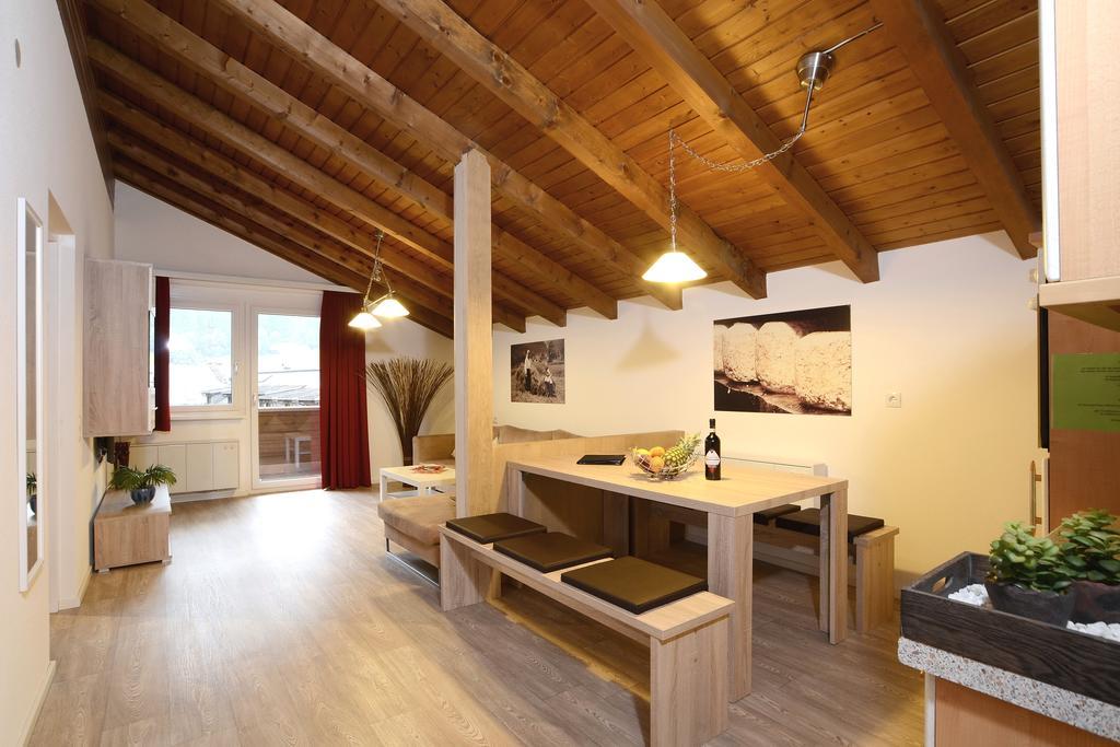 Zentrum Appartements Lorenzin 사슈른 외부 사진